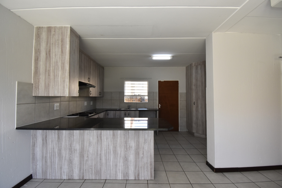 3 Bedroom Property for Sale in Wilgeheuwel Gauteng
