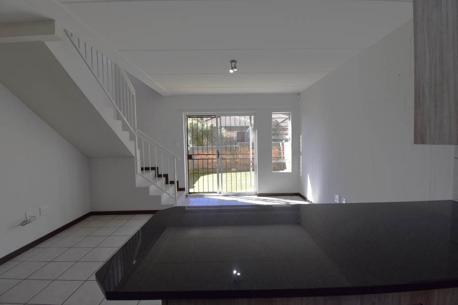 3 Bedroom Property for Sale in Wilgeheuwel Gauteng