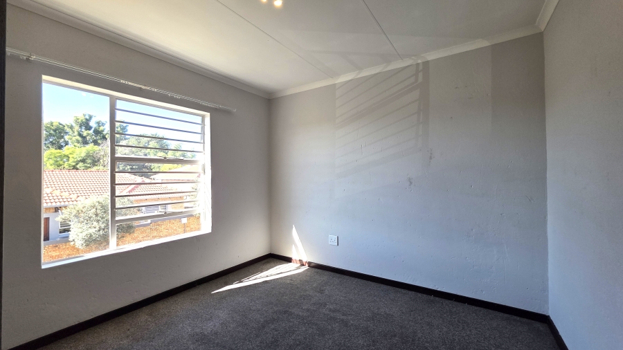3 Bedroom Property for Sale in Wilgeheuwel Gauteng