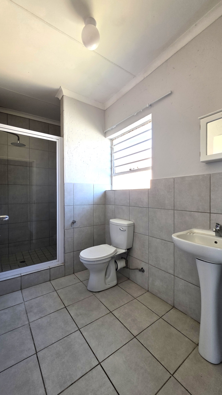 3 Bedroom Property for Sale in Wilgeheuwel Gauteng