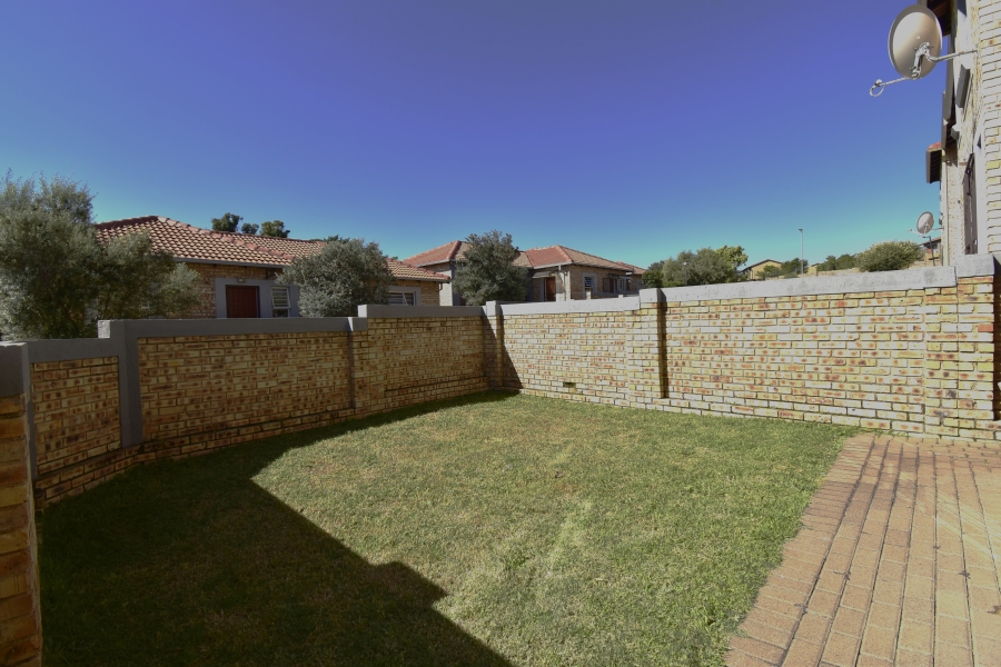 3 Bedroom Property for Sale in Wilgeheuwel Gauteng