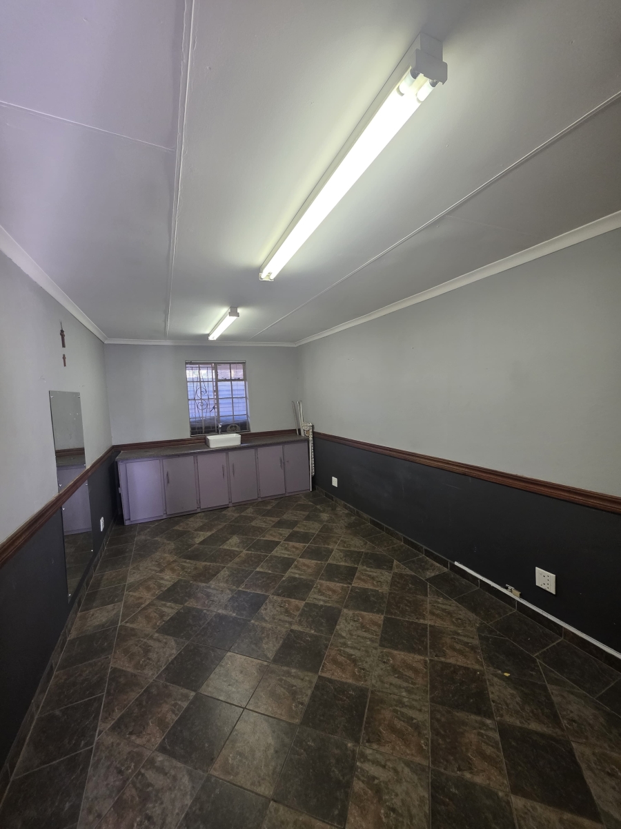 To Let 3 Bedroom Property for Rent in Villieria Gauteng