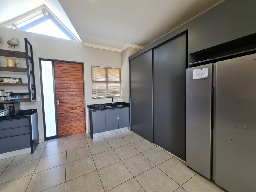 3 Bedroom Property for Sale in Six Fountains Residential Estate Gauteng