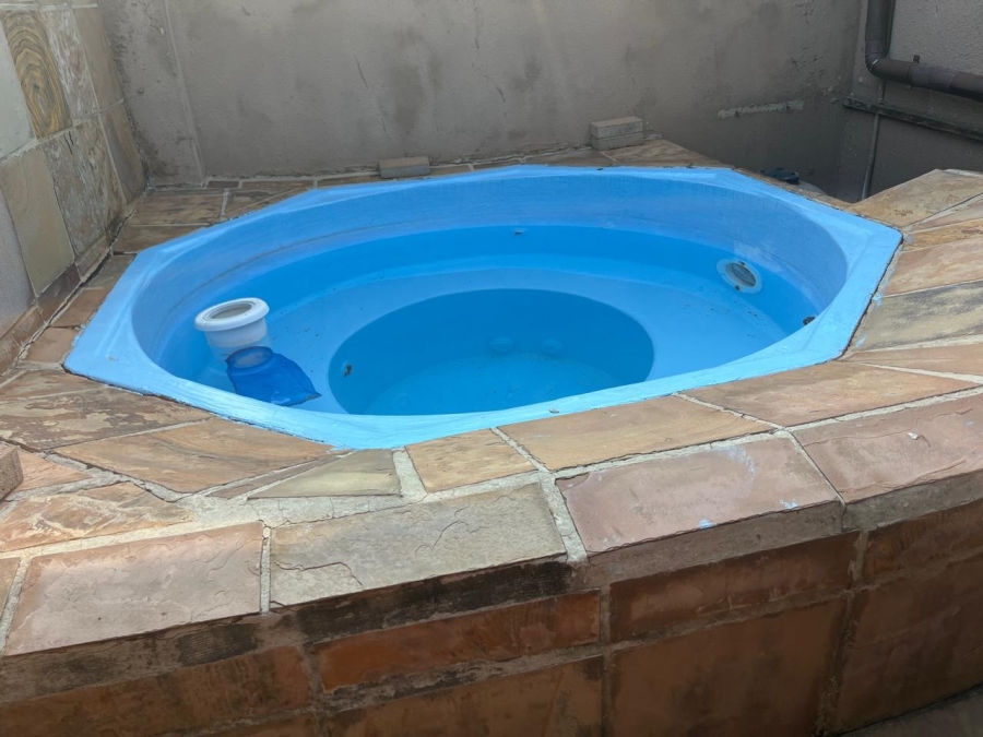 2 Bedroom Property for Sale in Duncanville Gauteng