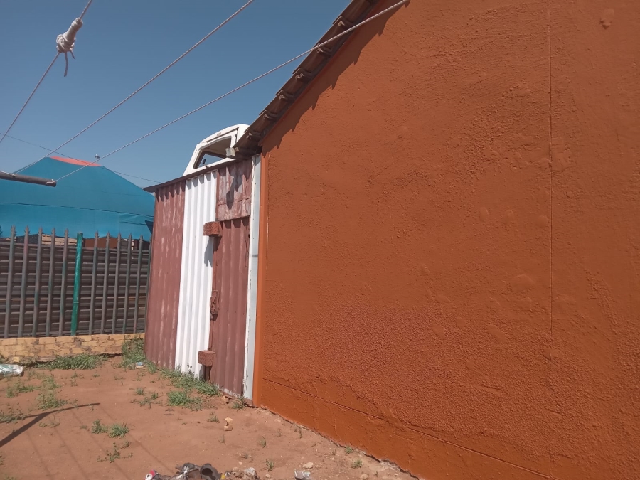 2 Bedroom Property for Sale in Sebokeng Zone 16 Gauteng