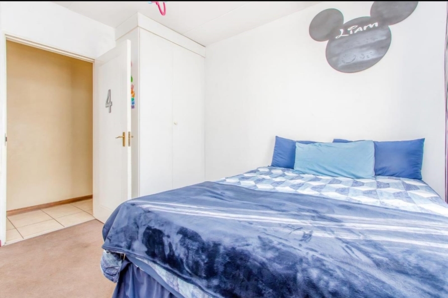 2 Bedroom Property for Sale in Noordwyk Gauteng