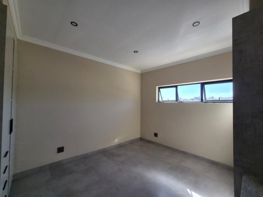 To Let 3 Bedroom Property for Rent in Ferndale Gauteng