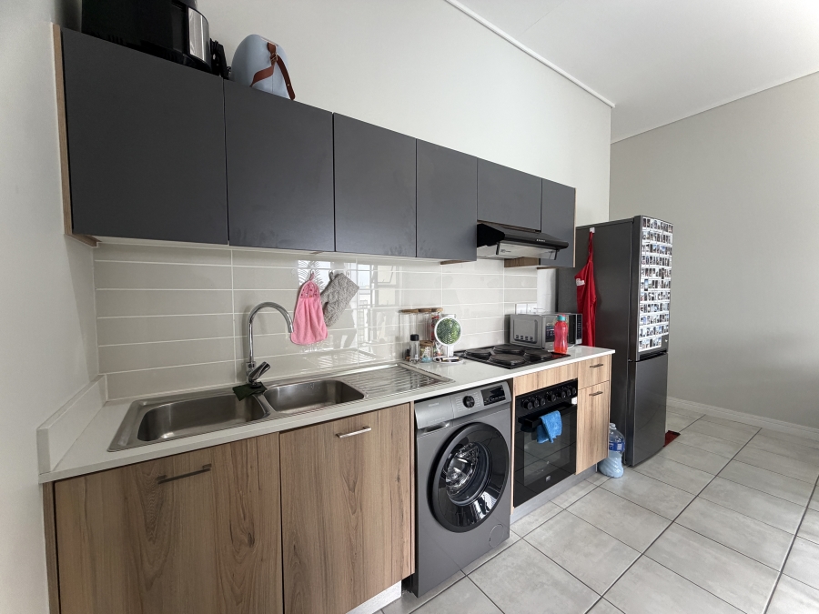 To Let 1 Bedroom Property for Rent in Linbro Park Gauteng