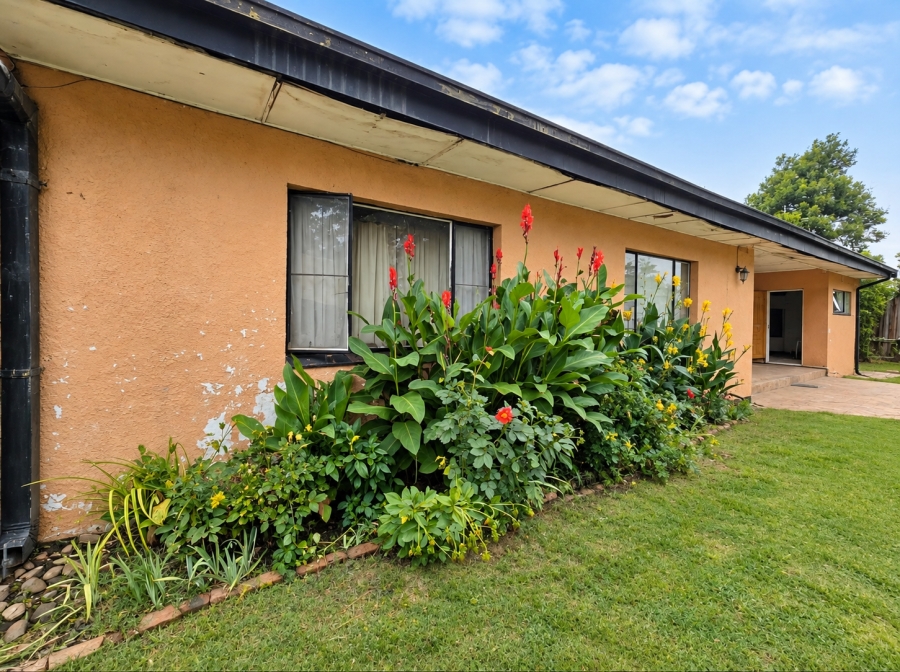 4 Bedroom Property for Sale in Ironsyde A H Gauteng