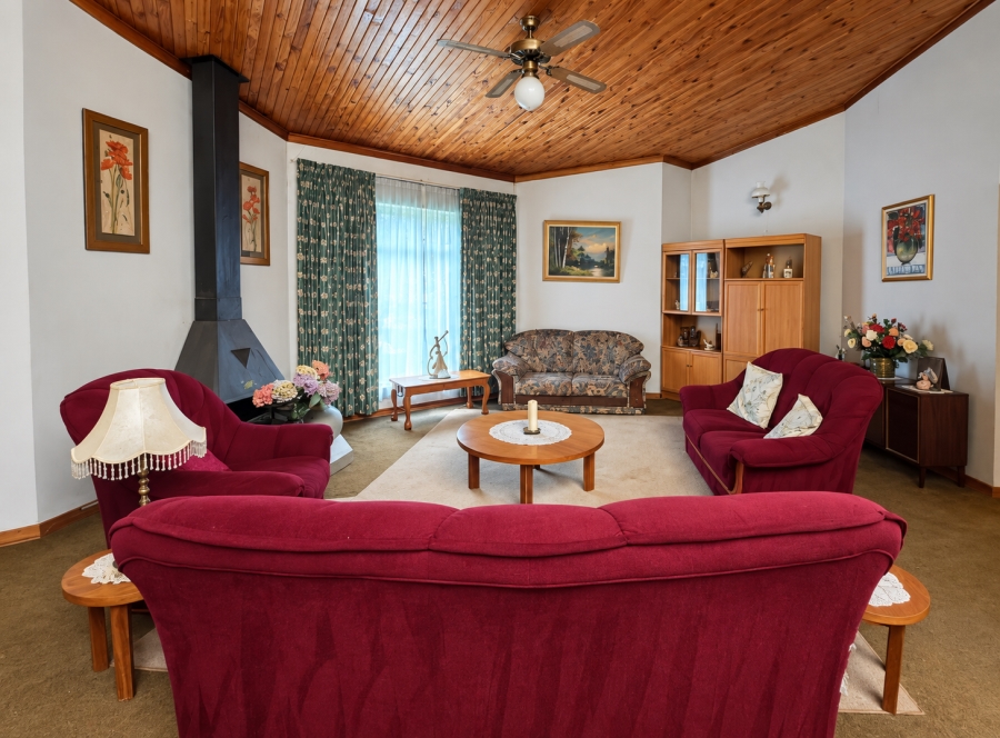 4 Bedroom Property for Sale in Ironsyde A H Gauteng