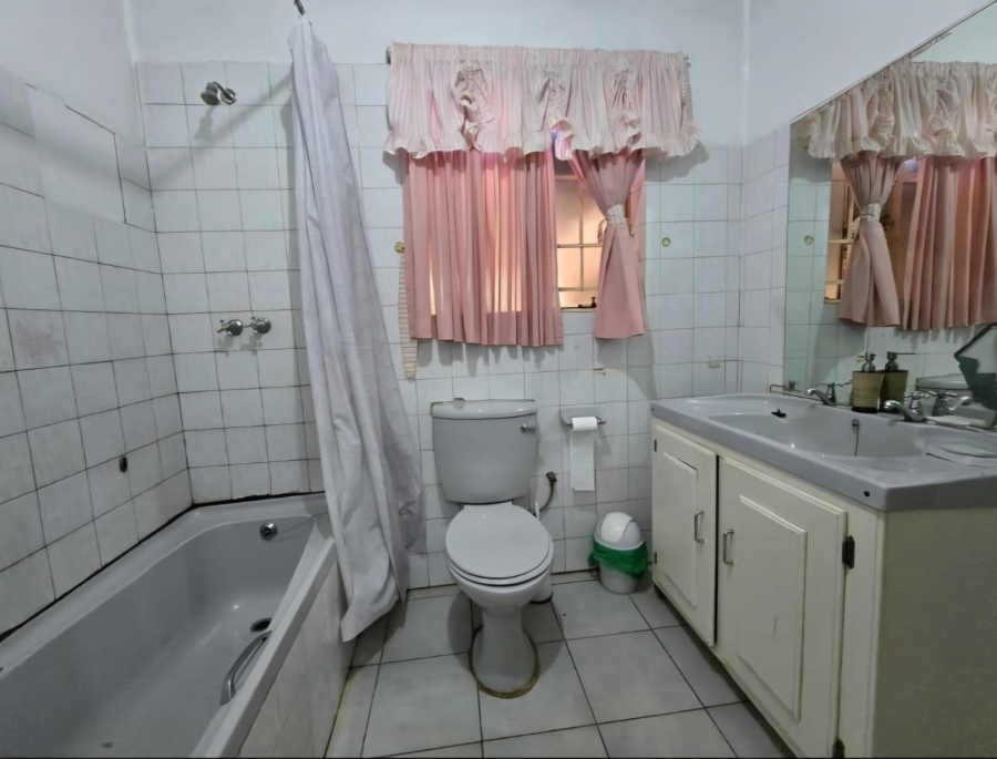 10 Bedroom Property for Sale in Walkerville Gauteng