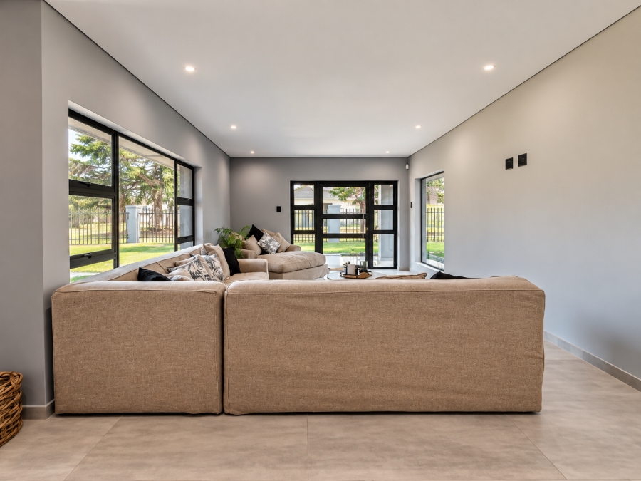 4 Bedroom Property for Sale in Risiville Gauteng