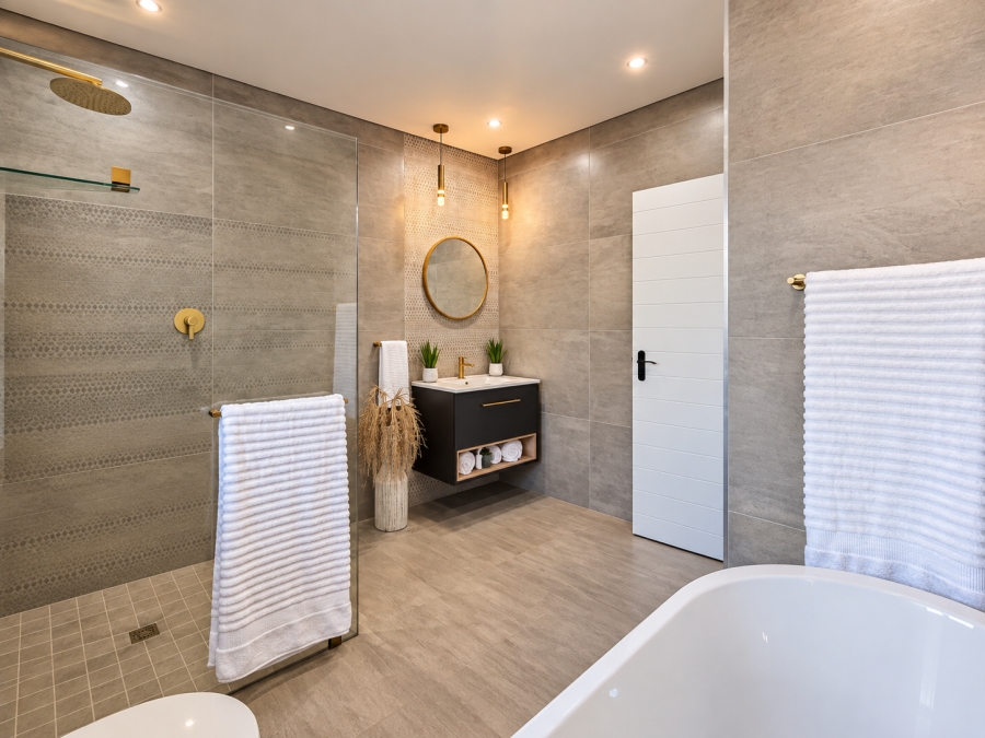 4 Bedroom Property for Sale in Risiville Gauteng