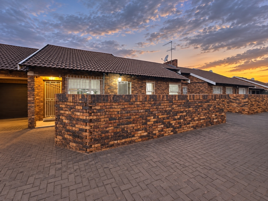 2 Bedroom Property for Sale in Waldrift Gauteng