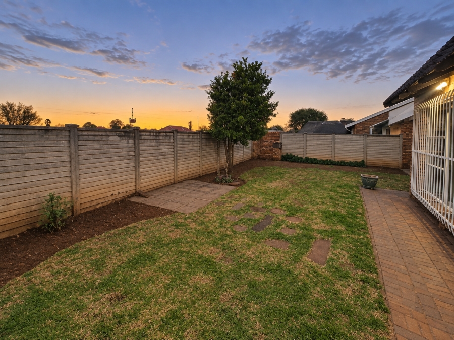 2 Bedroom Property for Sale in Waldrift Gauteng