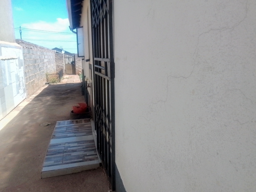 3 Bedroom Property for Sale in Protea Glen Gauteng