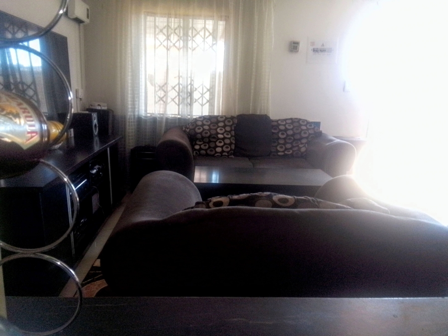 3 Bedroom Property for Sale in Protea Glen Gauteng
