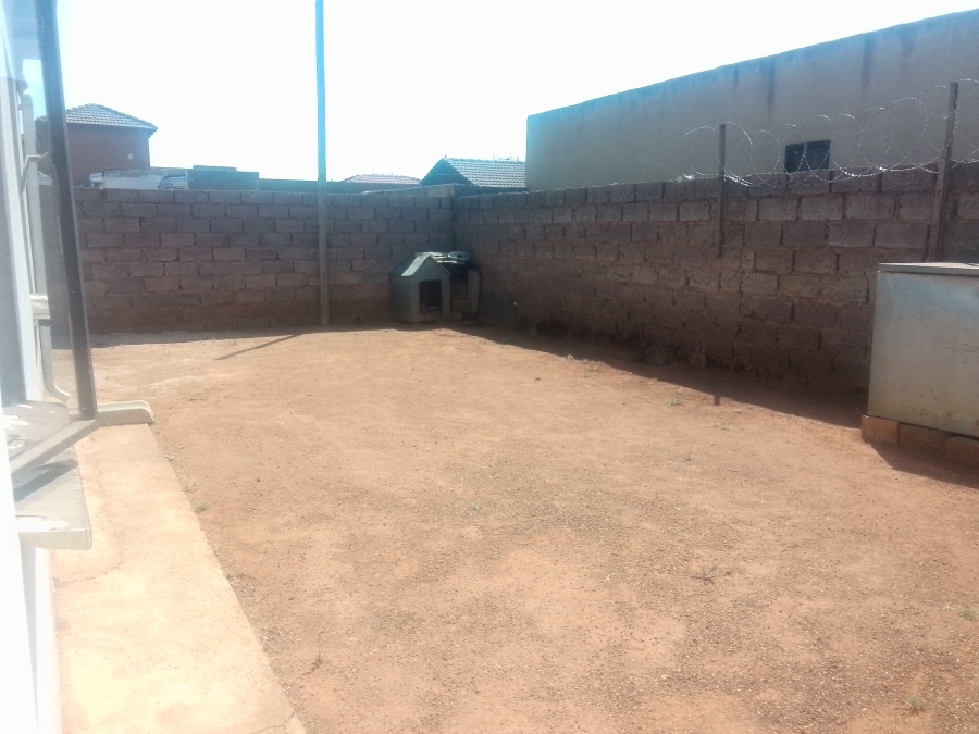 3 Bedroom Property for Sale in Protea Glen Gauteng