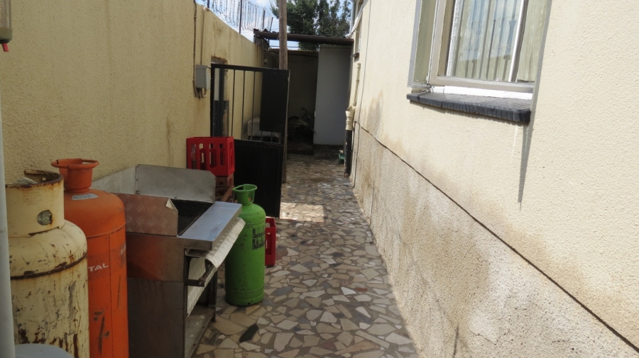 3 Bedroom Property for Sale in Kagiso Gauteng