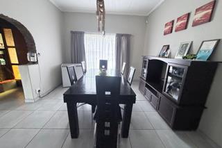 4 Bedroom Property for Sale in Sunair Park Gauteng