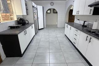 4 Bedroom Property for Sale in Sunair Park Gauteng