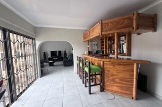 4 Bedroom Property for Sale in Sunair Park Gauteng