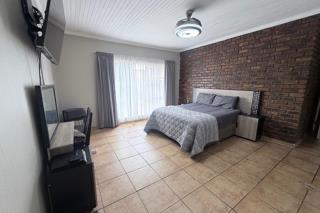 4 Bedroom Property for Sale in Sunair Park Gauteng