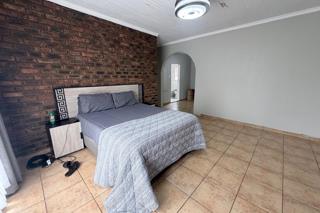 4 Bedroom Property for Sale in Sunair Park Gauteng