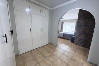 4 Bedroom Property for Sale in Sunair Park Gauteng