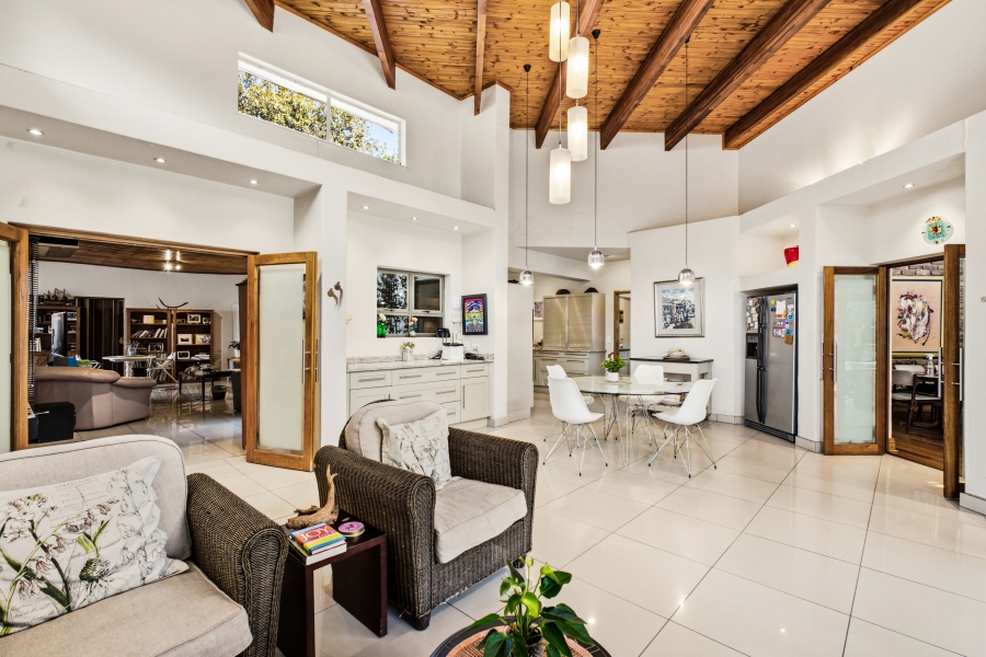 5 Bedroom Property for Sale in Bryanston Gauteng