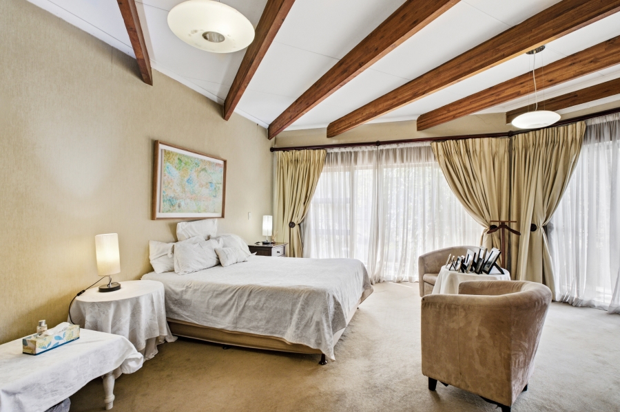 5 Bedroom Property for Sale in Bryanston Gauteng