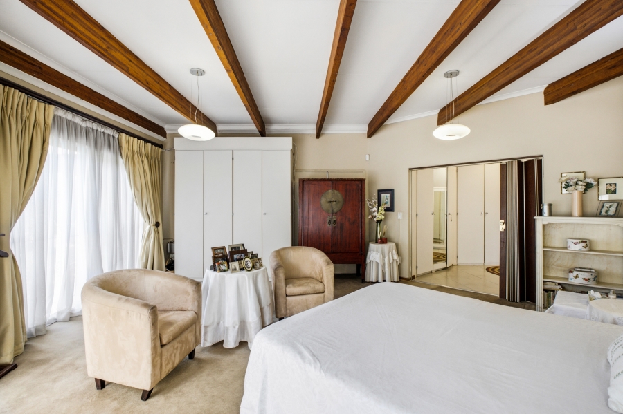 5 Bedroom Property for Sale in Bryanston Gauteng