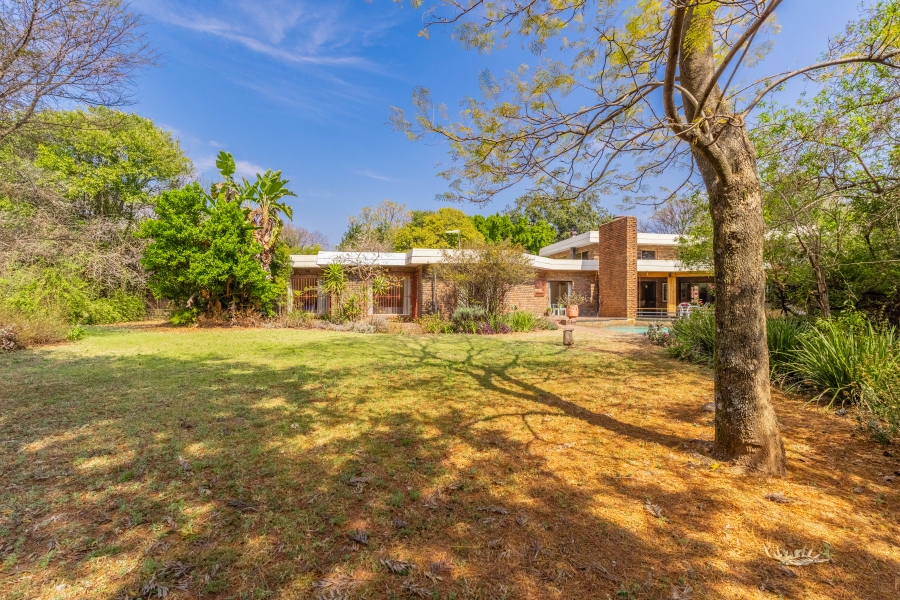 5 Bedroom Property for Sale in Bryanston Gauteng