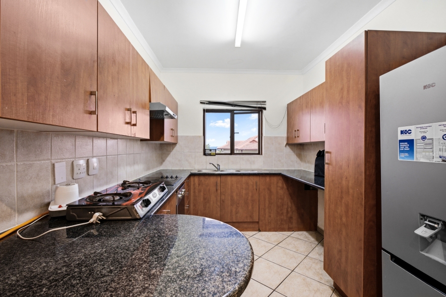 2 Bedroom Property for Sale in Broadacres Gauteng