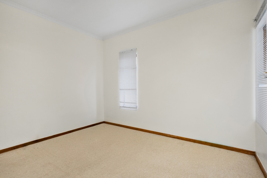 2 Bedroom Property for Sale in Broadacres Gauteng