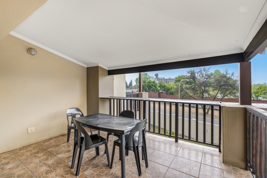 2 Bedroom Property for Sale in Broadacres Gauteng
