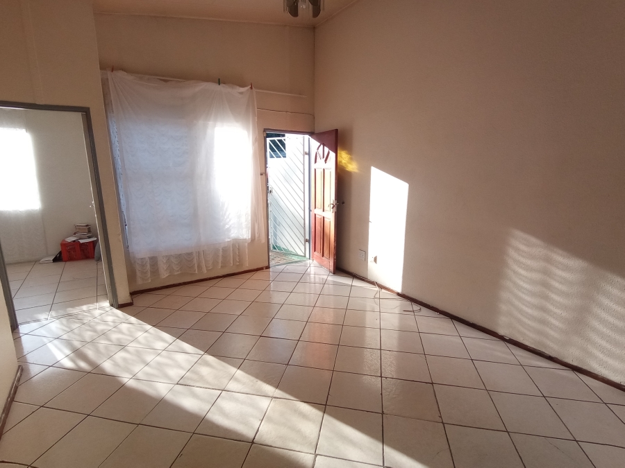 2 Bedroom Property for Sale in Ridgeway Gauteng