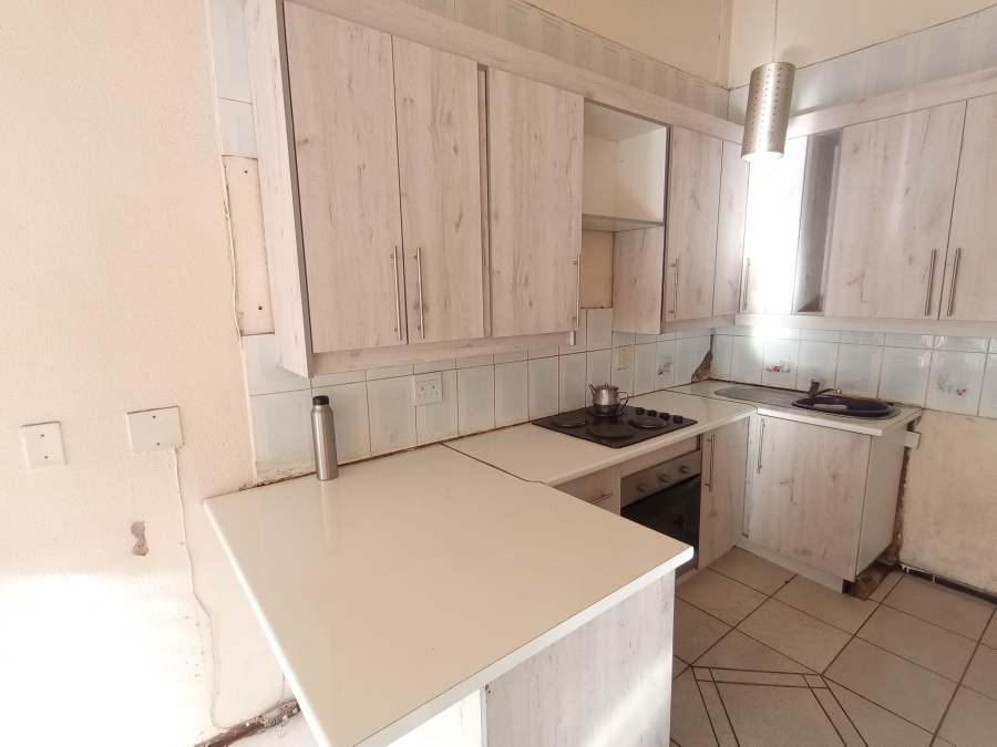 2 Bedroom Property for Sale in Ridgeway Gauteng