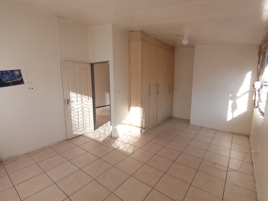 2 Bedroom Property for Sale in Ridgeway Gauteng