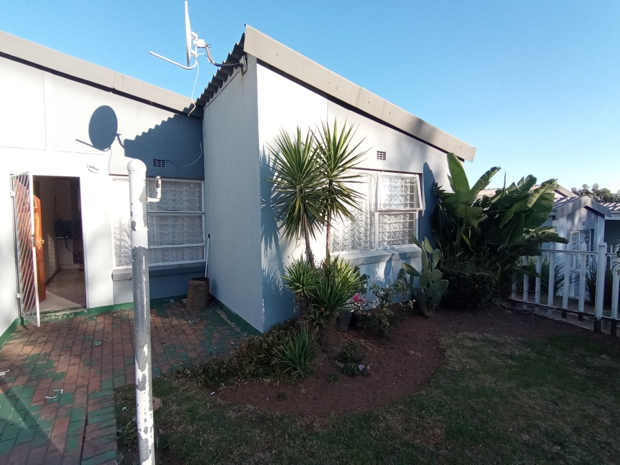 2 Bedroom Property for Sale in Ridgeway Gauteng