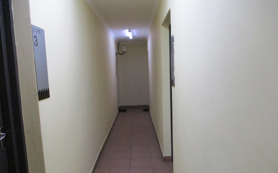 1 Bedroom Property for Sale in Helderkruin Gauteng