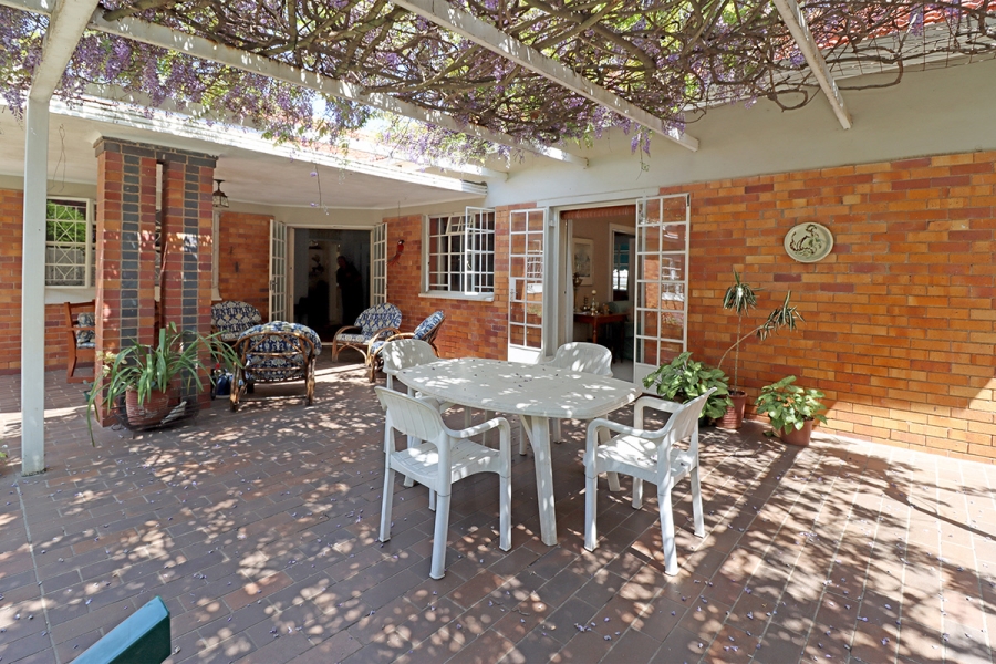 3 Bedroom Property for Sale in Highlands North Gauteng