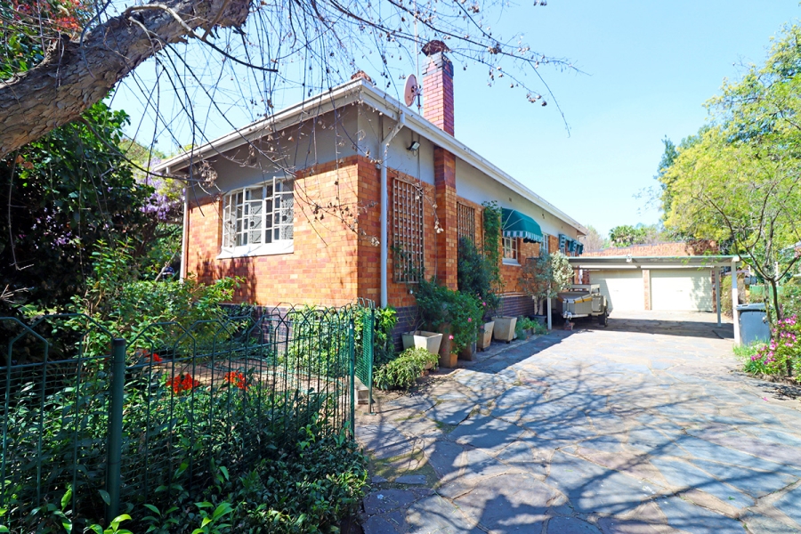 3 Bedroom Property for Sale in Highlands North Gauteng