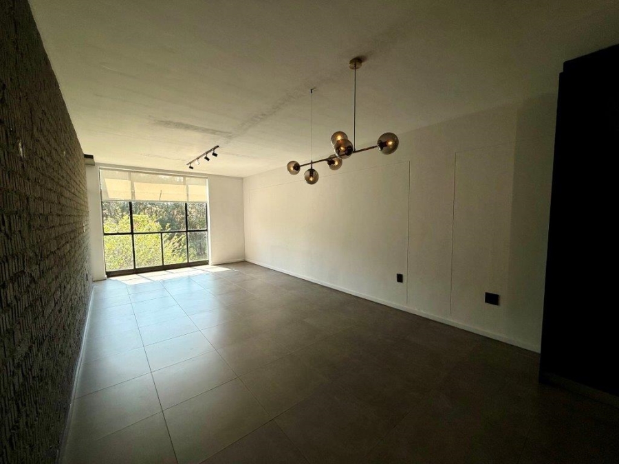 To Let 2 Bedroom Property for Rent in Illovo Gauteng