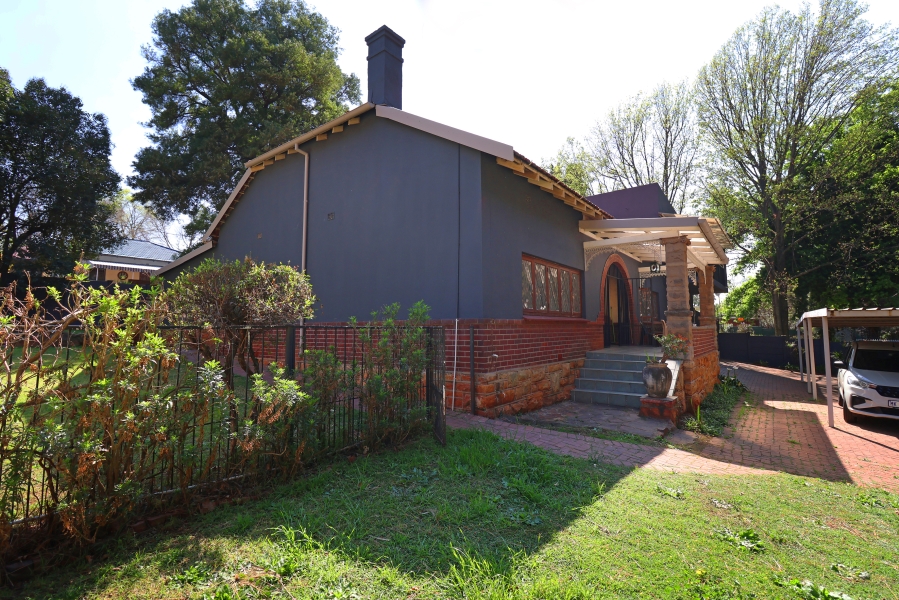 11 Bedroom Property for Sale in Auckland Park Gauteng