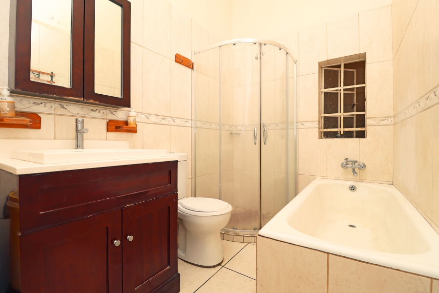 11 Bedroom Property for Sale in Auckland Park Gauteng