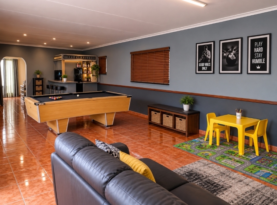 5 Bedroom Property for Sale in Brackendowns Gauteng