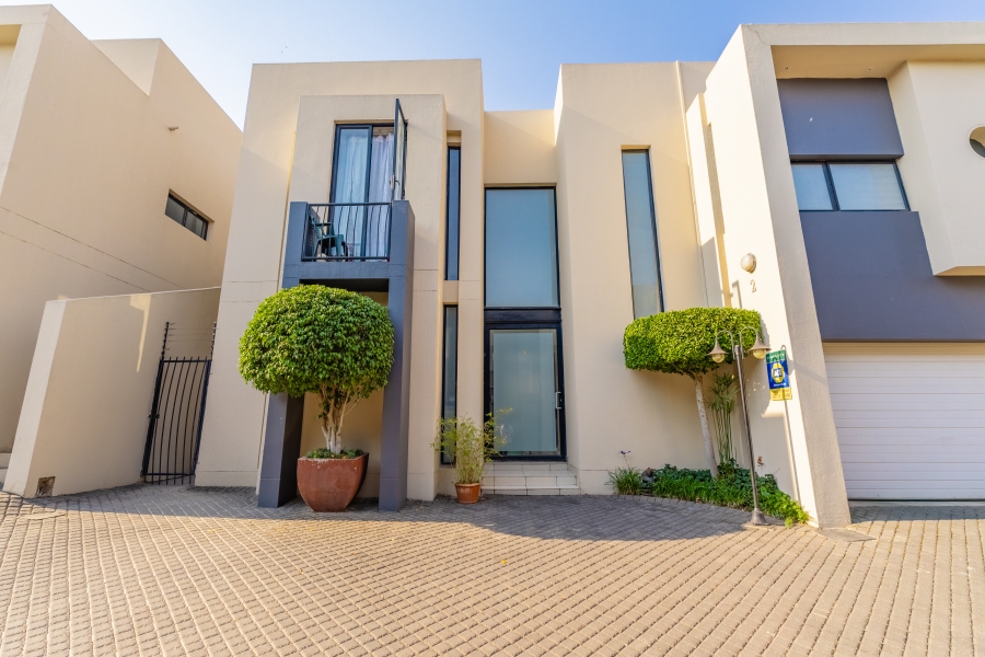 3 Bedroom Property for Sale in Bryanston Gauteng