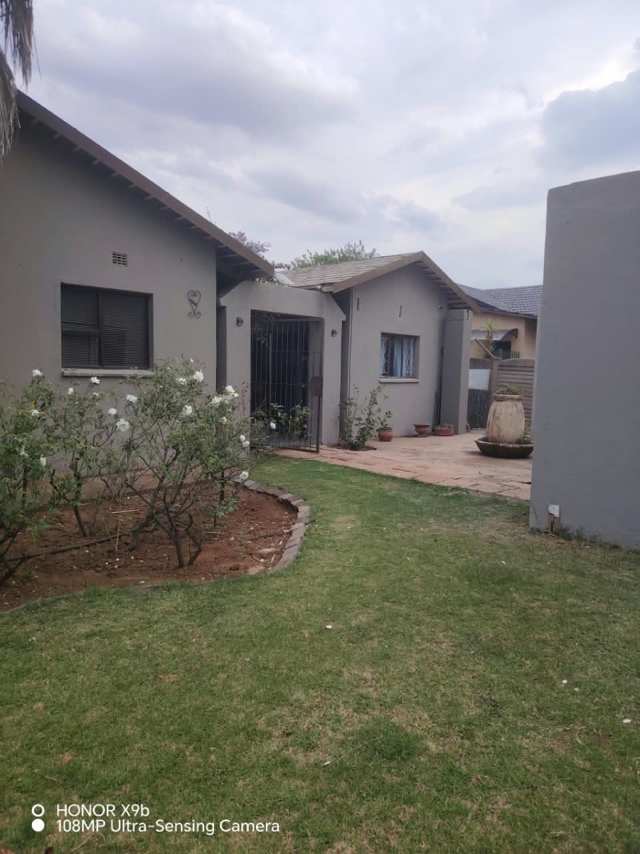 3 Bedroom Property for Sale in Vanderbijlpark SE 2 Gauteng