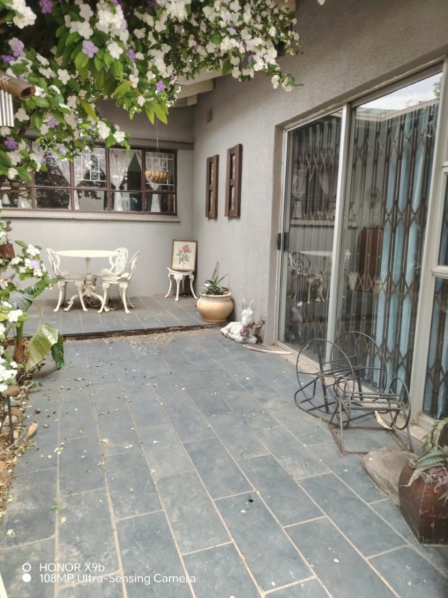 3 Bedroom Property for Sale in Vanderbijlpark SE 2 Gauteng